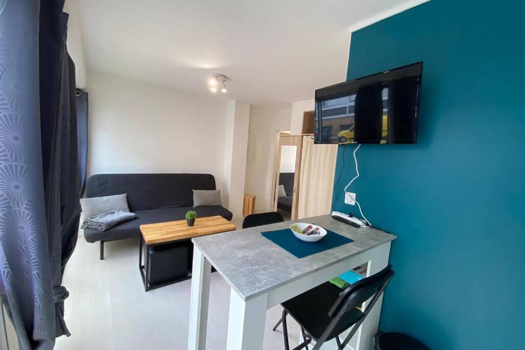 Studio & Parking Prive Centre Orleans Tram Au Pied Διαμέρισμα Εξωτερικό φωτογραφία